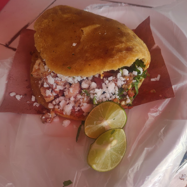 Gordita Con Bistec