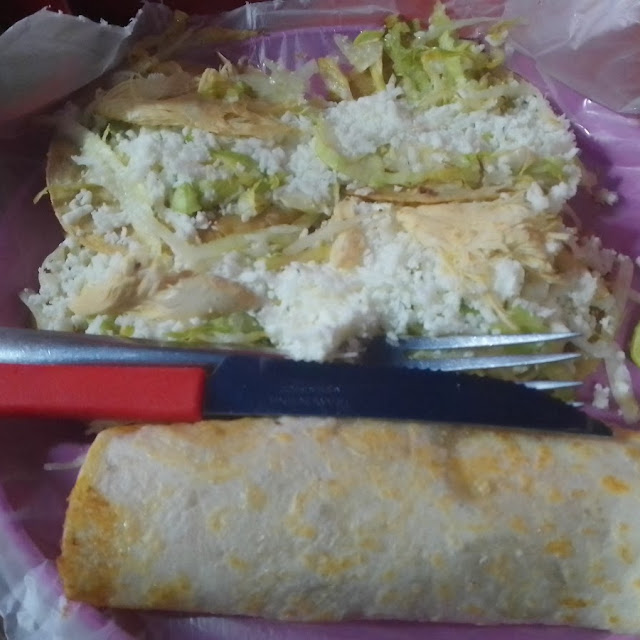 Orden de Chalupas Con Burrito