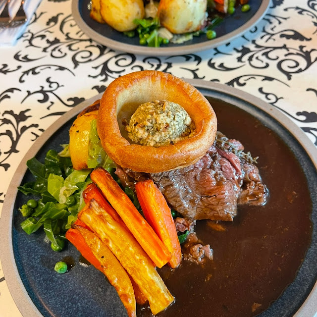 Black Angus Beef Dinner and Chicken and Mash