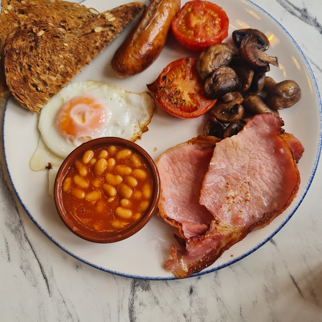 English Breakfast