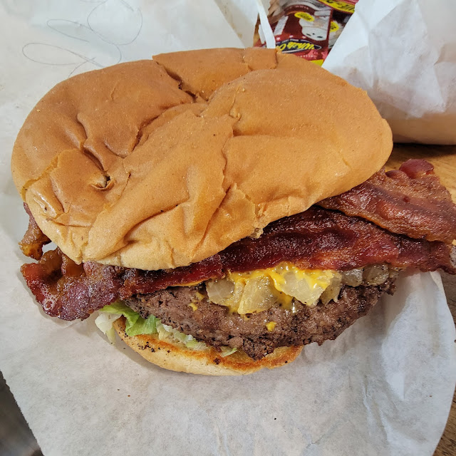 Onion Cheeseburger with Bacon