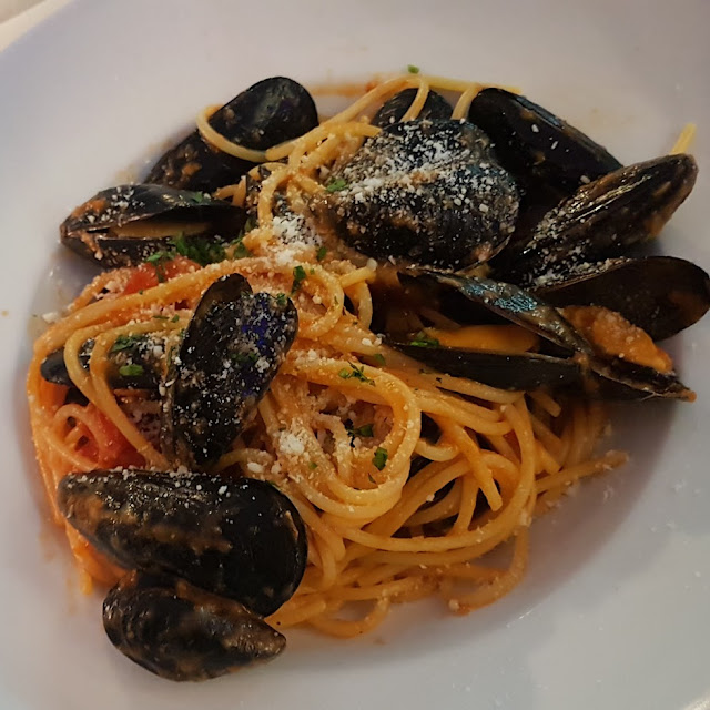 Cozze E Pecorino