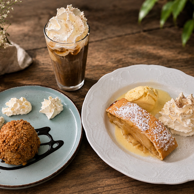 Warmer Apfelstrudel