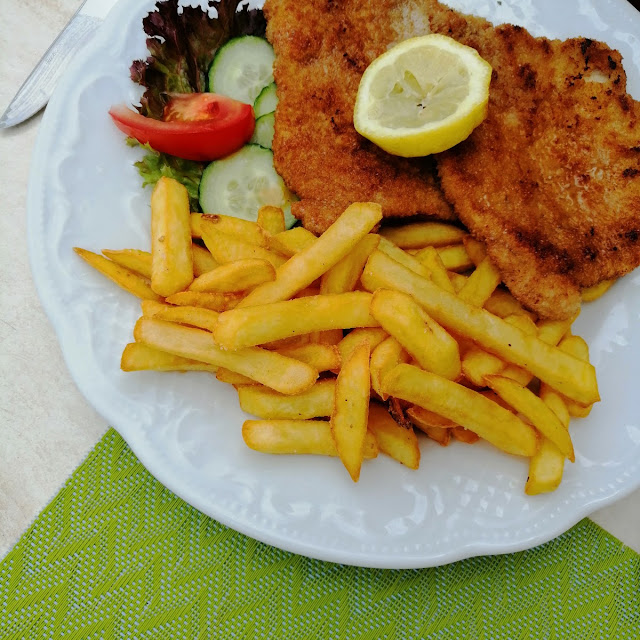 Schnitzel Mit Pommes
