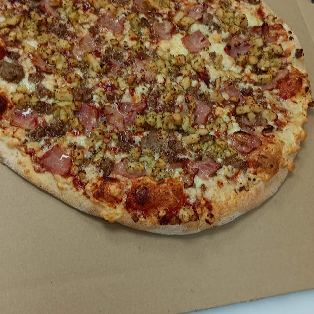 Pizzas de Ternera Con Bacon Y Queso de Cabrá Con Bacon
