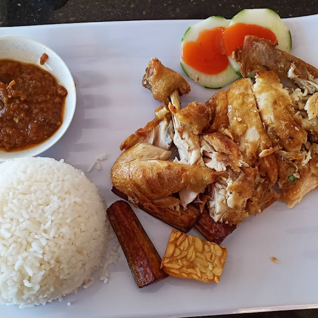 Nasi Ayam Penyet