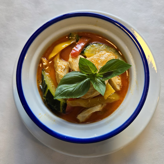 Poulet Au Curry Rouge