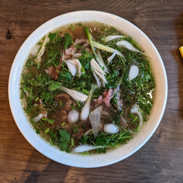 Pho Bo Dac Biet