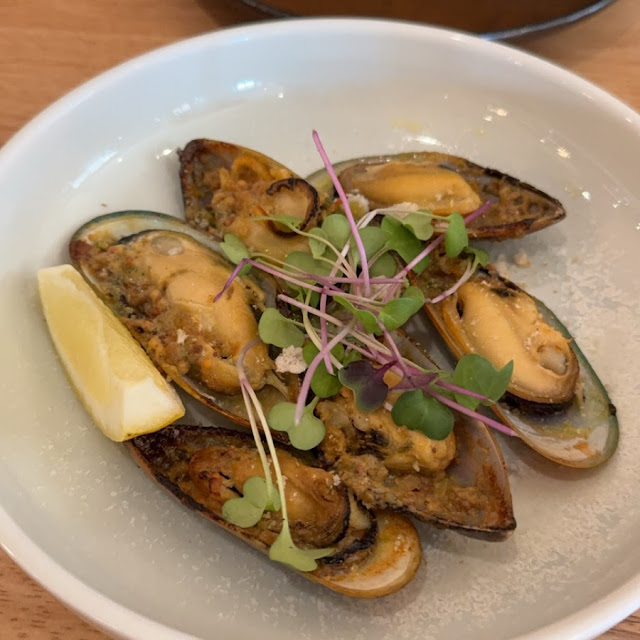 Grilled Mussels