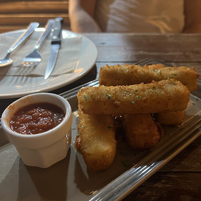 Mozzarella Sticks