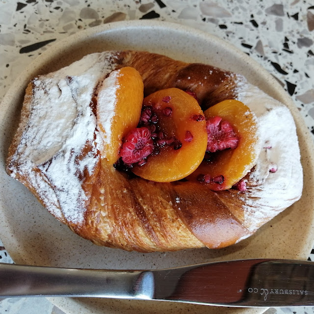 Fruit Danish