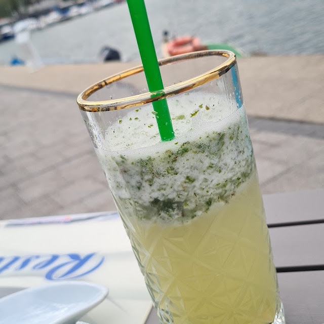 Mint Lemonade