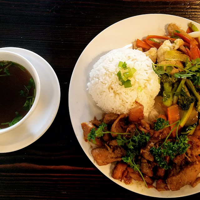 Shaking Beef with Fried Rice - Cơm Bò Lúc Lắc