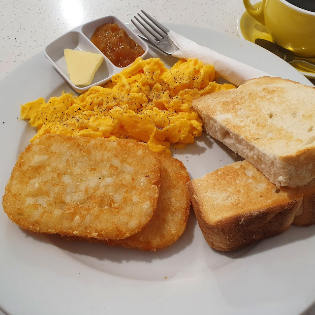 Scrambled Eggs & Hash Brown