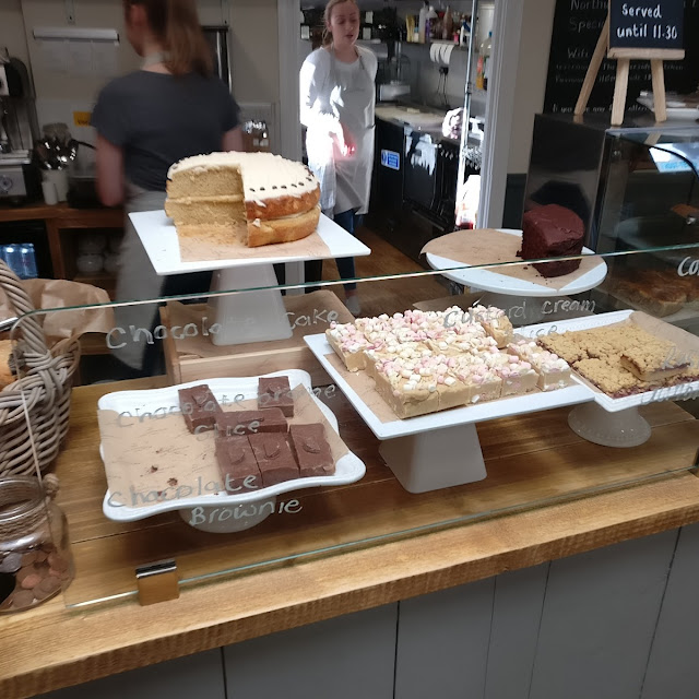 Cakes