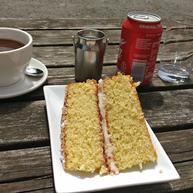 Victoria Sponge Cake