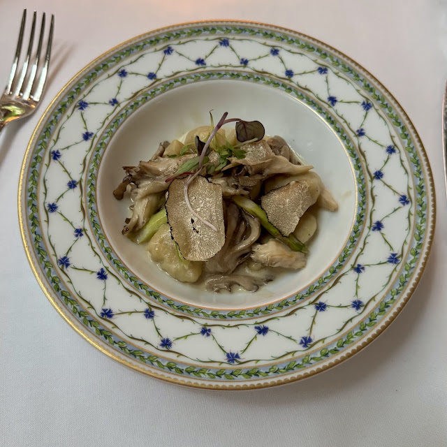 Hen of the Woods Mushrooms