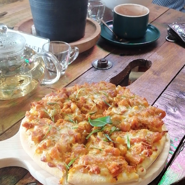 Rendang Pizza