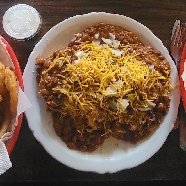 Chili Cheeseburger