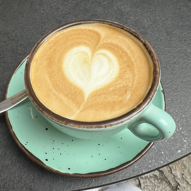 Cappuccino Und Doppelter Espresso