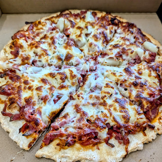 Hawaiian Pizza