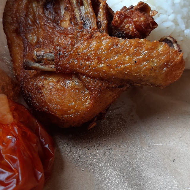 Ayam Goreng Tojoyo