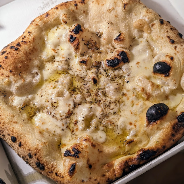 Mozzarella Garlic Bread