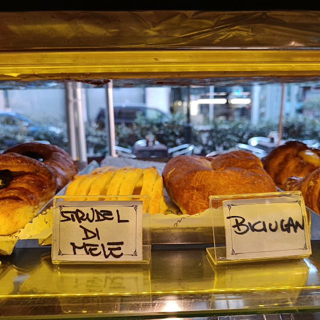 Viennese Alla Crema E Bombolone Alla Crema