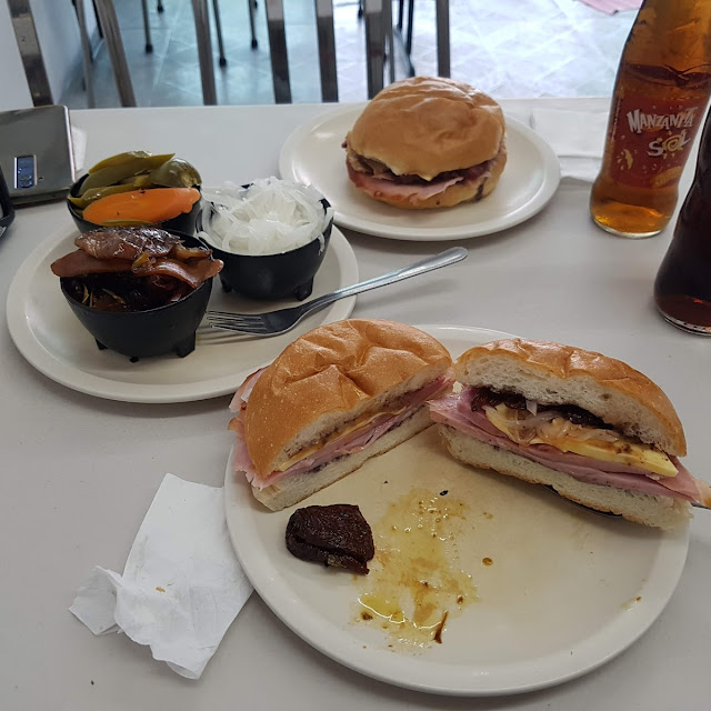 Torta de Jamón Con Queso