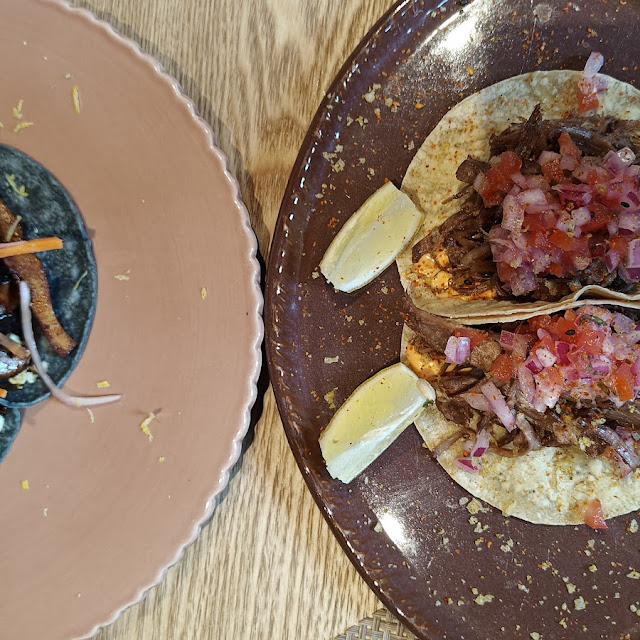 Pico de Gallo Y Salsa de Pimiento