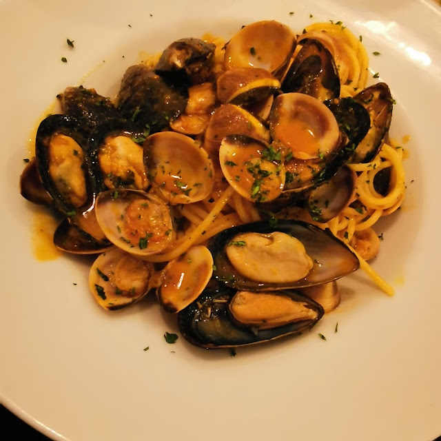 Pasta Con Vongole E Cozze