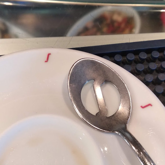 Attrezzo Non Necessario Abbinato Al Caffè
