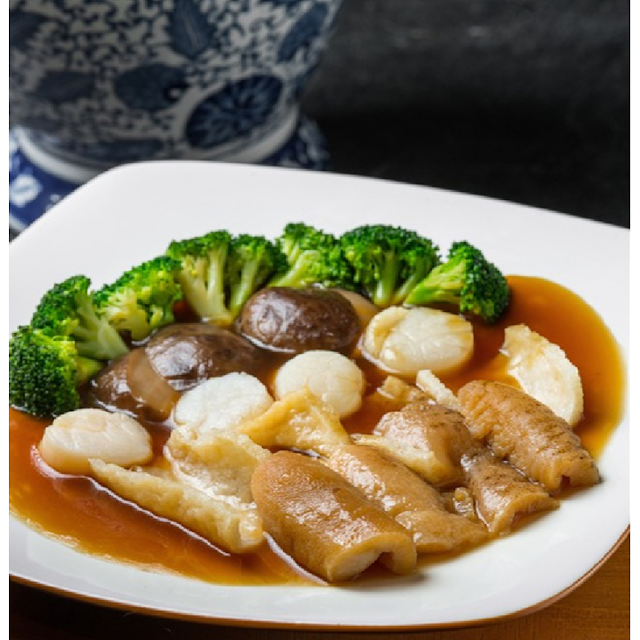 Ancient Braised Duck with Sea Cucumber