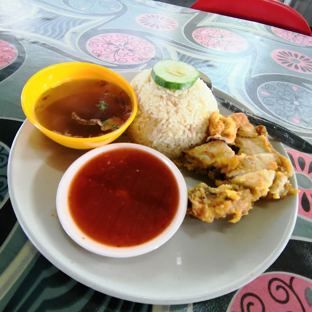 Nasi Ayam Goreng
