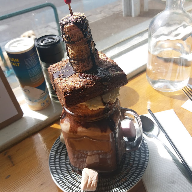 Mega Hot Chocolate