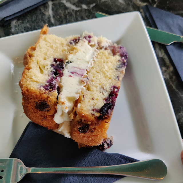 Blueberry Muffin