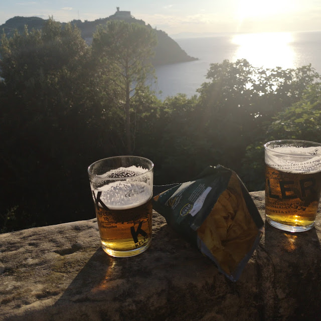 Sunset Beer with Chips
