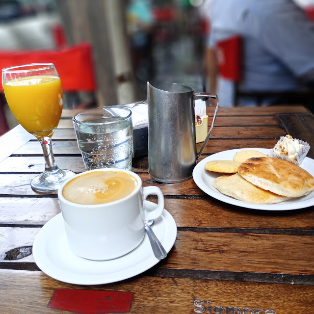 Café Con Leche Y Tortitas Caseras 2