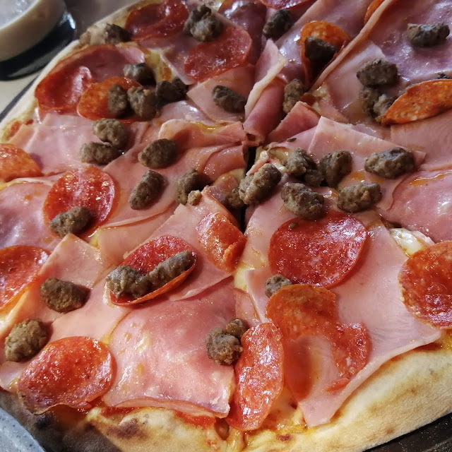 Pizza Caprichosa