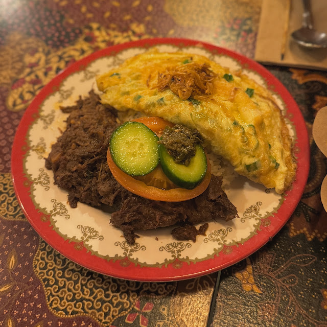 Rendang Sapi Telor Dadar