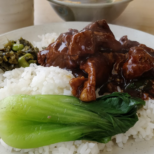 braised pork with rice 红烧肉酱汁饭