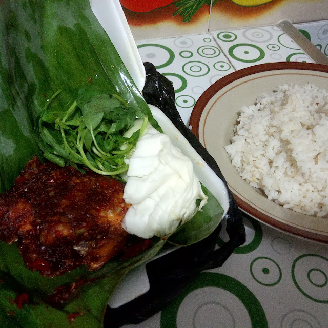 Ayam Penyet