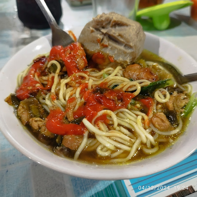 Mie Ayam Bakso Telur