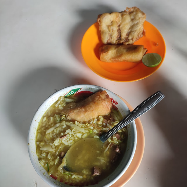 Soto Daging Gorengan