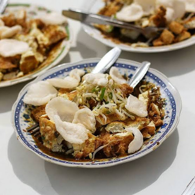 Tahu Lontong