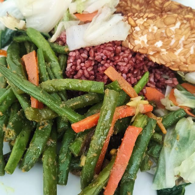 Brown Rice with Tempeh and Capcay