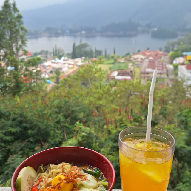 Mie Kuah Kari