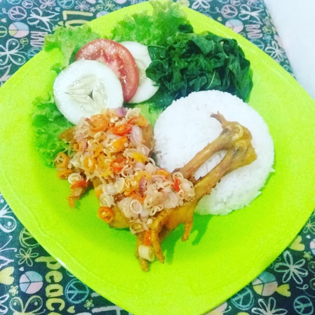 Ayam Goreng Sambal Matah