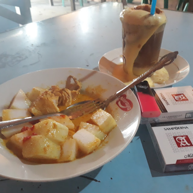 Lontong