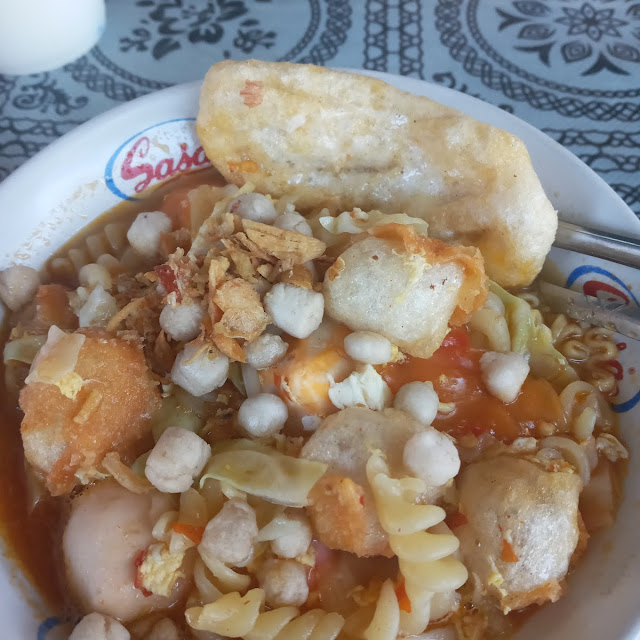 Seblak Seafood